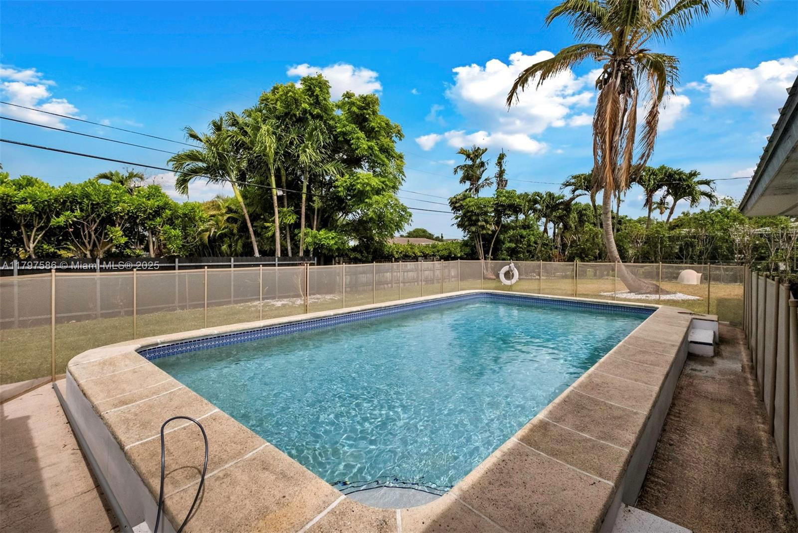 Real estate property located at 8700 87th Ave, Miami-dade, Snapper Creek Park Unit N, Miami, FL