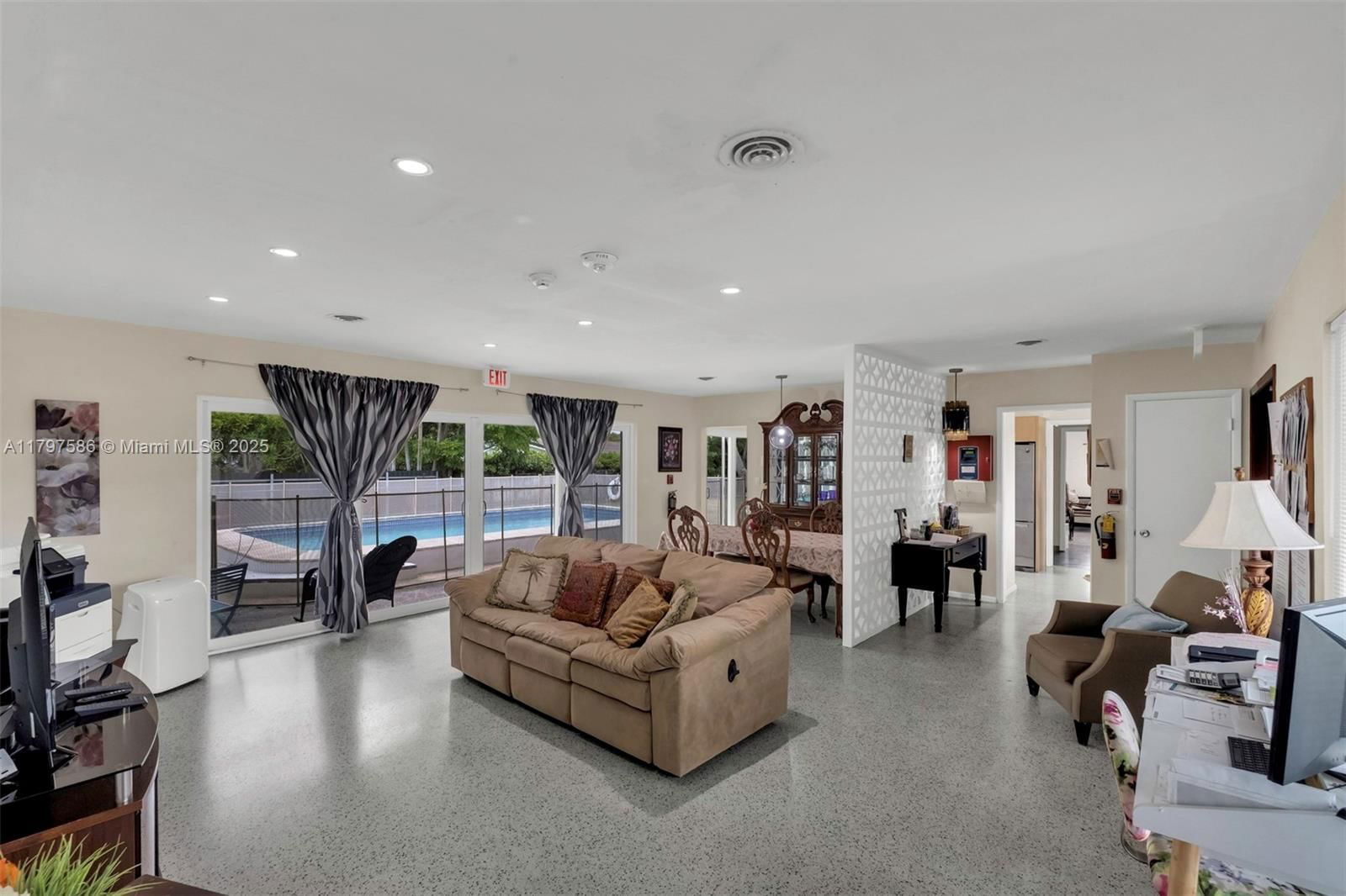 Real estate property located at 8700 87th Ave, Miami-dade, Snapper Creek Park Unit N, Miami, FL