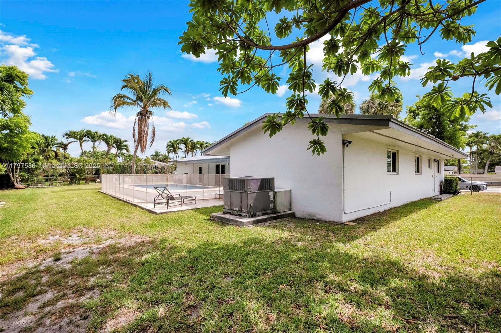 Real estate property located at 8700 87th Ave, Miami-dade, Snapper Creek Park Unit N, Miami, FL