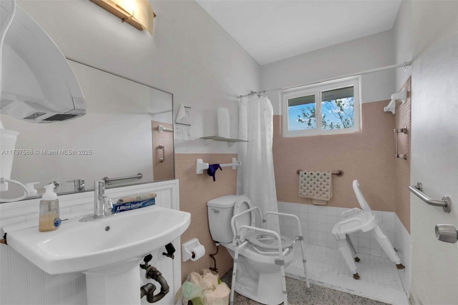 Real estate property located at 8700 87th Ave, Miami-dade, Snapper Creek Park Unit N, Miami, FL