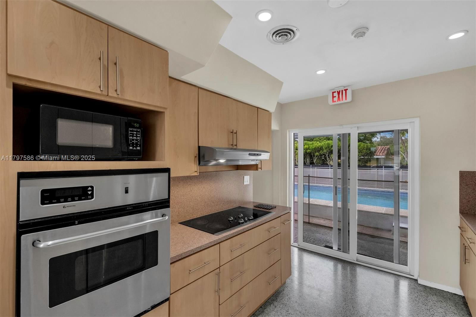 Real estate property located at 8700 87th Ave, Miami-dade, Snapper Creek Park Unit N, Miami, FL
