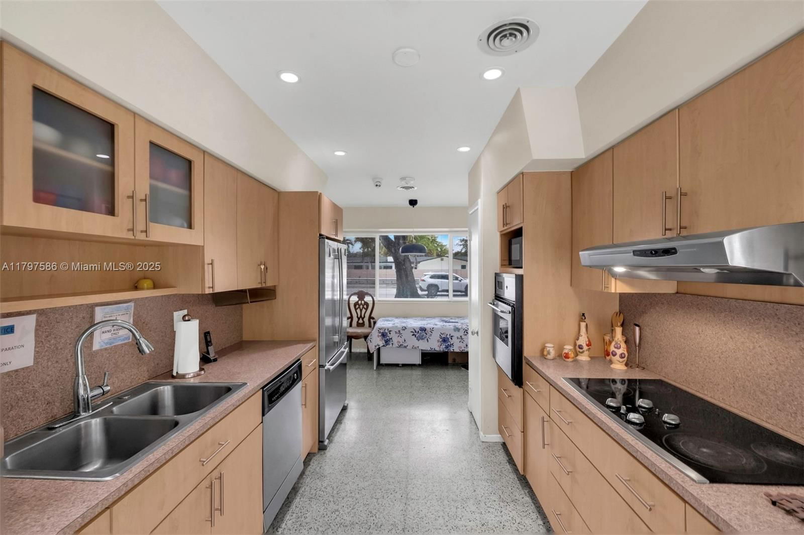 Real estate property located at 8700 87th Ave, Miami-dade, Snapper Creek Park Unit N, Miami, FL