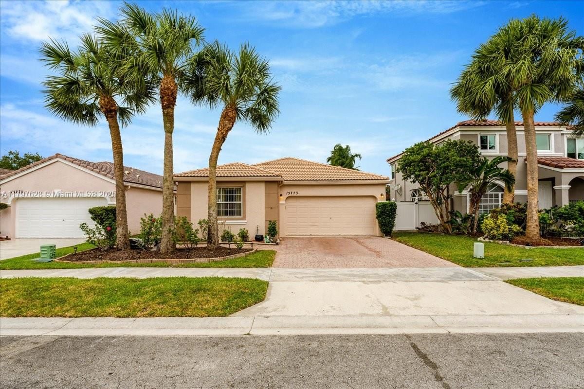 Real estate property located at 15773 16th Ct, Broward, Canary Bay, Pembroke Pines, FL