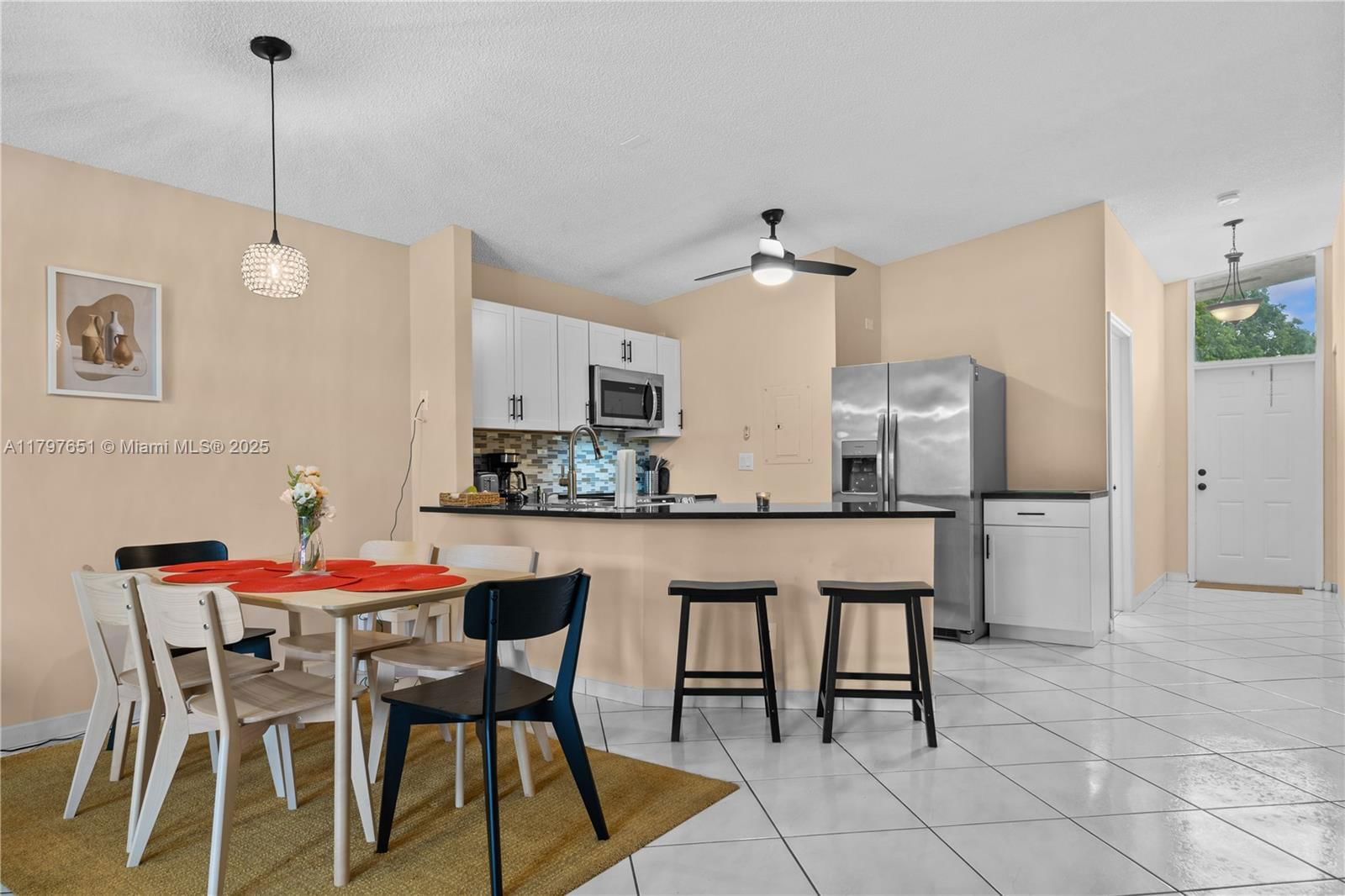 Real estate property located at 15712 Woodgate Ct B, Broward, Woodgate Condominium 33, Sunrise, FL