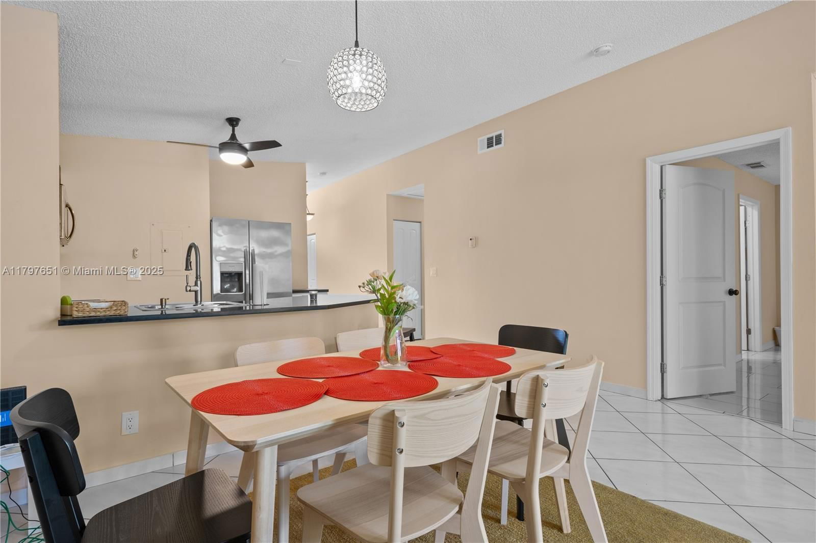 Real estate property located at 15712 Woodgate Ct B, Broward, Woodgate Condominium 33, Sunrise, FL