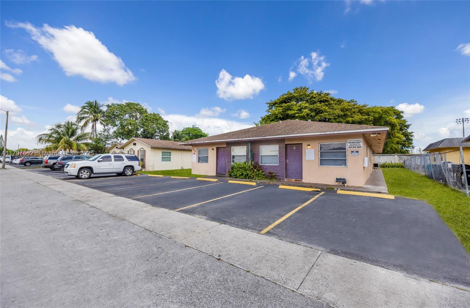 Real estate property located at 4020 30th Ter, Broward, Row 20-49-42, Lauderdale Lakes, FL