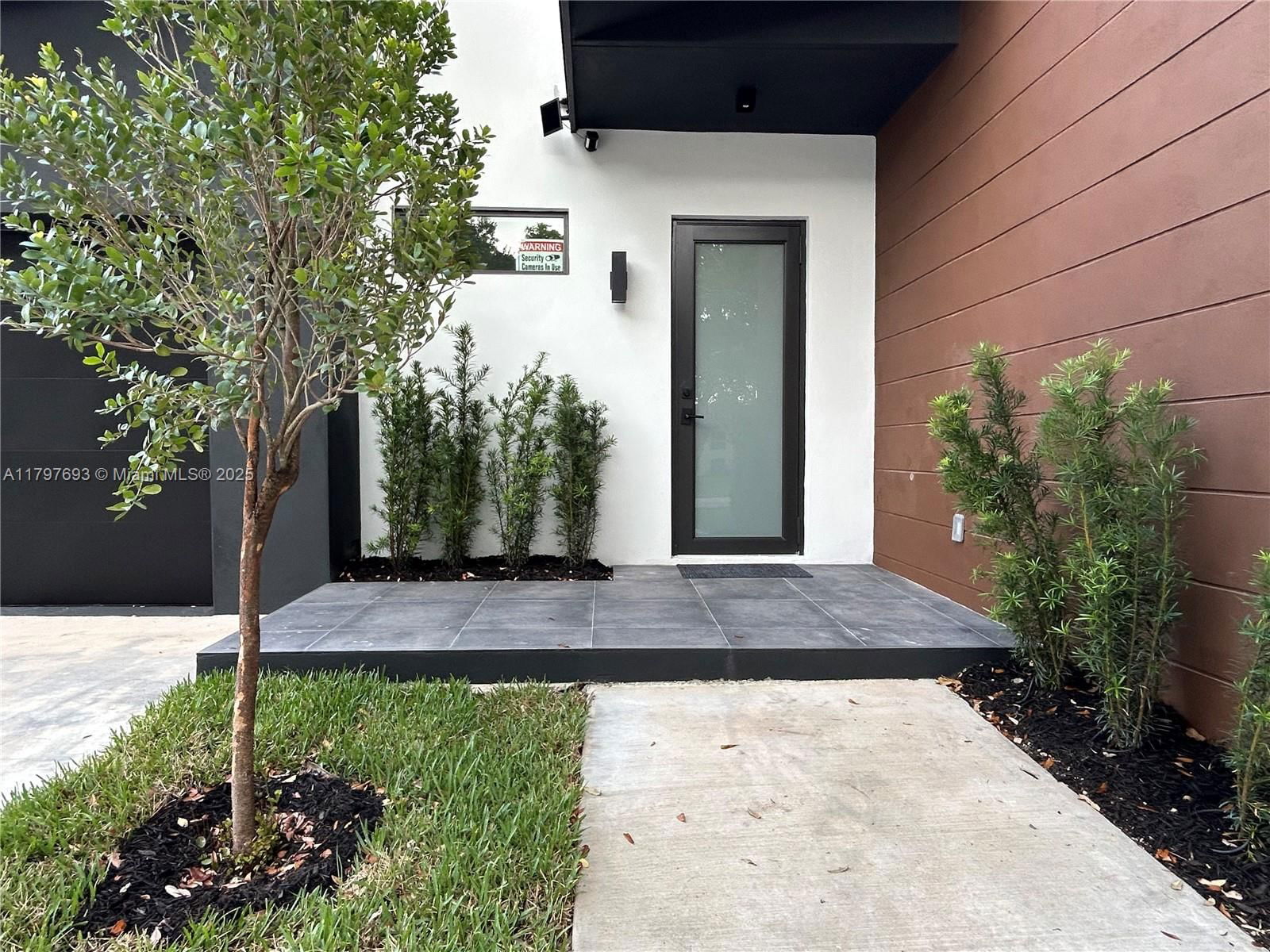 Real estate property located at 1611 30th Ave, Broward, Chula Vista 3rd Add, Fort Lauderdale, FL