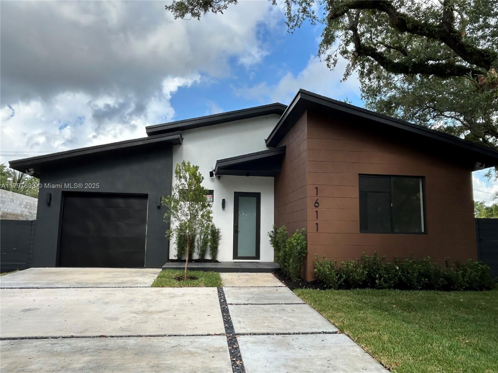 Real estate property located at 1611 30th Ave, Broward, Chula Vista 3rd Add, Fort Lauderdale, FL