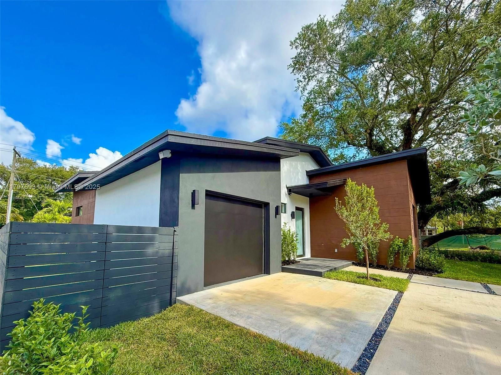 Real estate property located at 1611 30th Ave, Broward, Chula Vista 3rd Add, Fort Lauderdale, FL