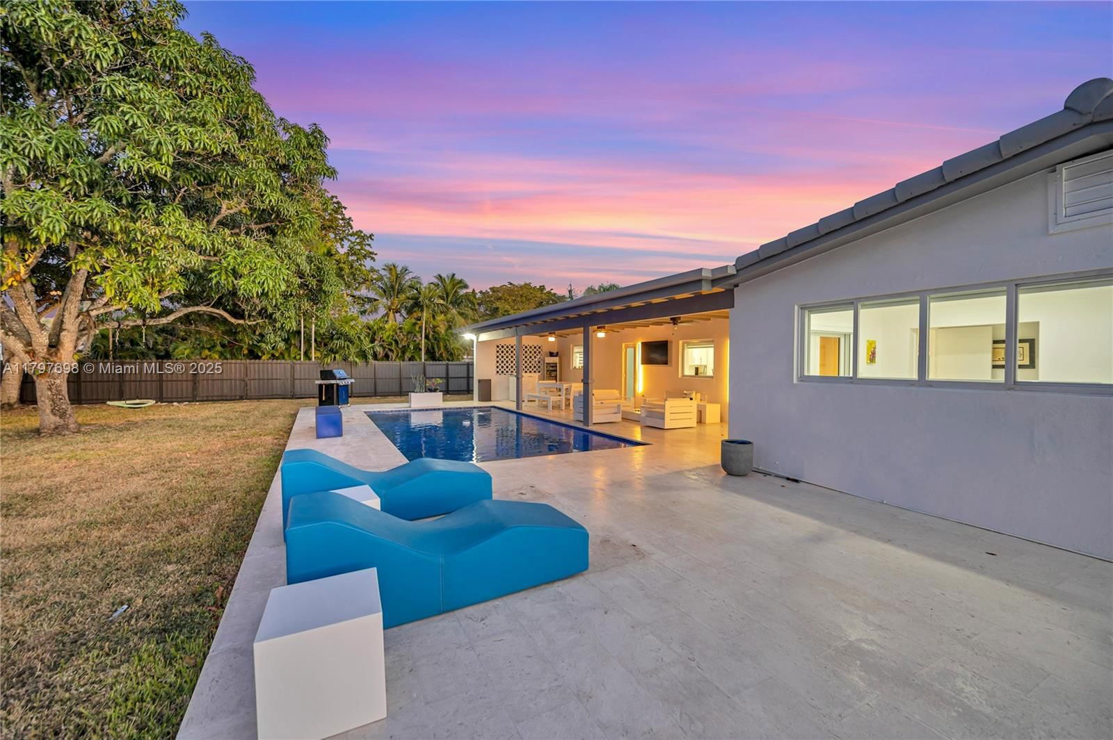 Real estate property located at 8501 142nd St, Miami-dade, Armstrong Sub, Palmetto Bay, FL