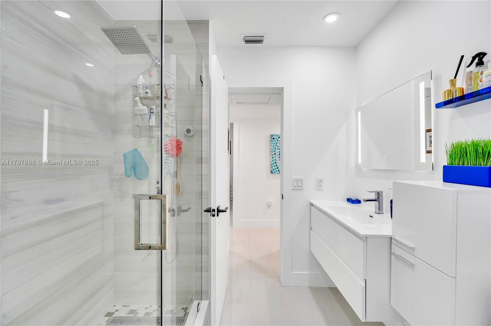 Real estate property located at 8501 142nd St, Miami-dade, Armstrong Sub, Palmetto Bay, FL