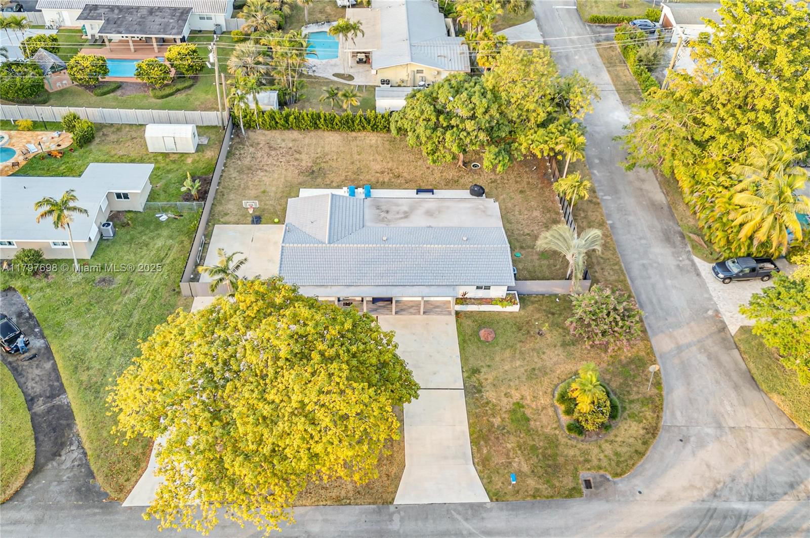 Real estate property located at 8501 142nd St, Miami-dade, Armstrong Sub, Palmetto Bay, FL