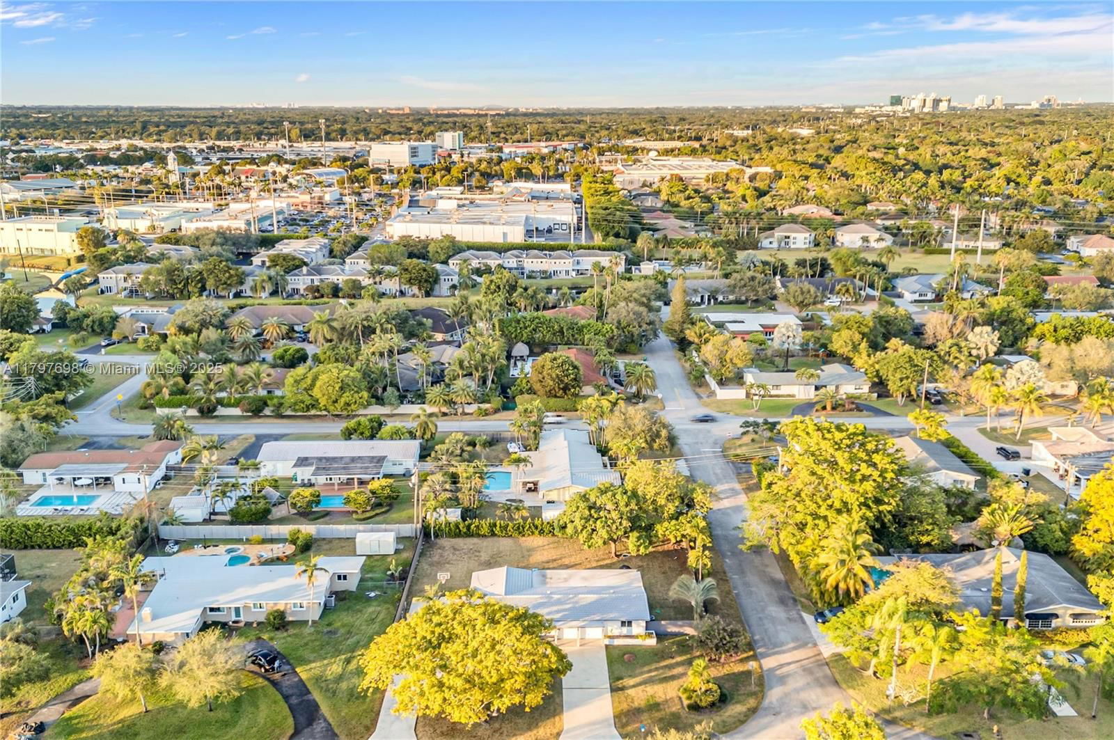 Real estate property located at 8501 142nd St, Miami-dade, Armstrong Sub, Palmetto Bay, FL