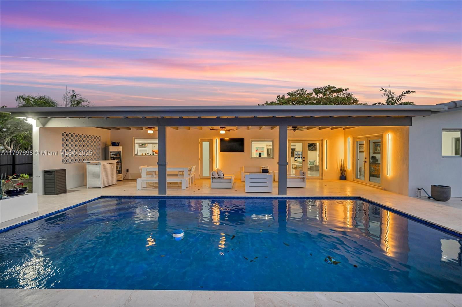 Real estate property located at 8501 142nd St, Miami-dade, Armstrong Sub, Palmetto Bay, FL