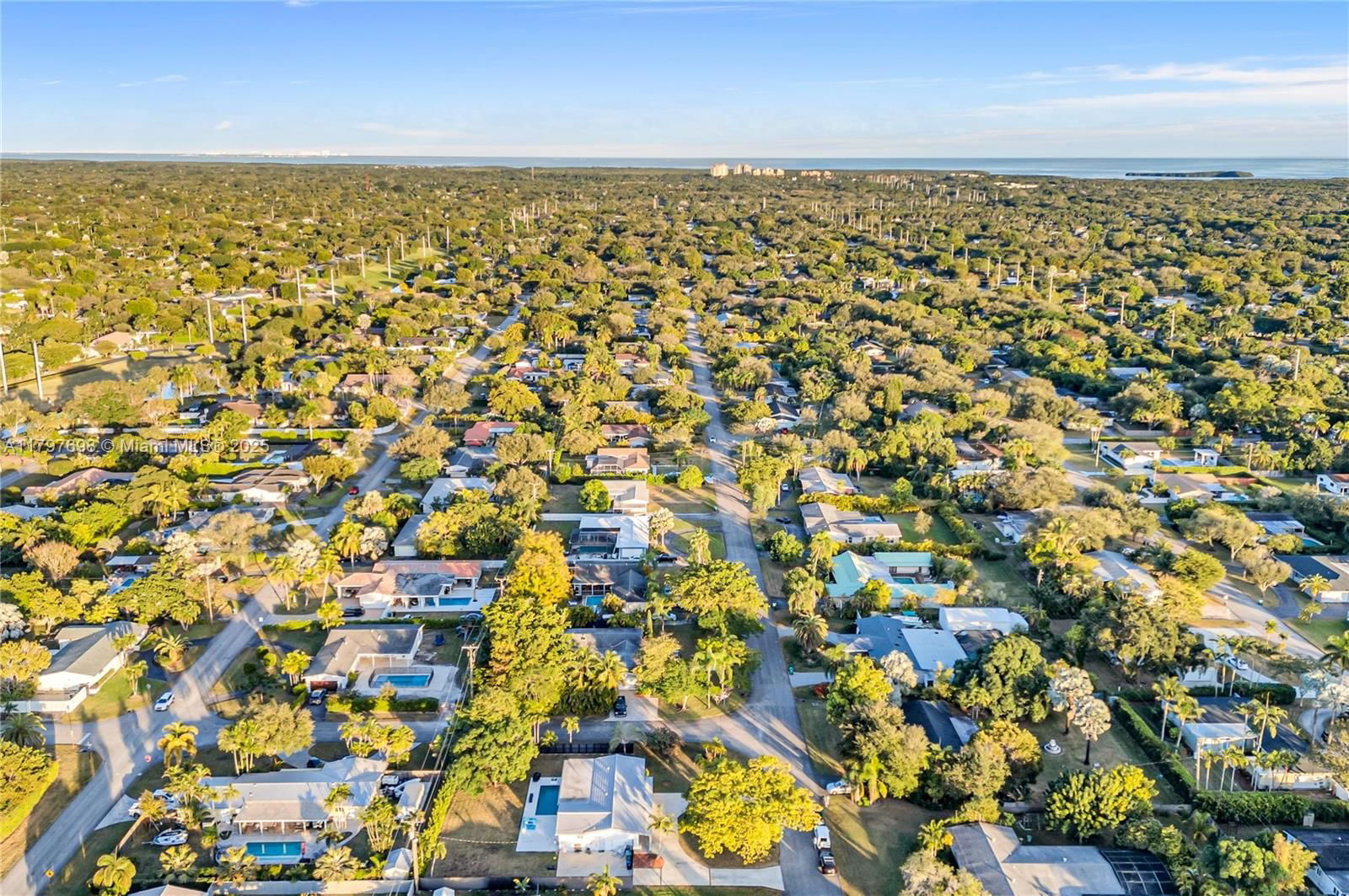 Real estate property located at 8501 142nd St, Miami-dade, Armstrong Sub, Palmetto Bay, FL