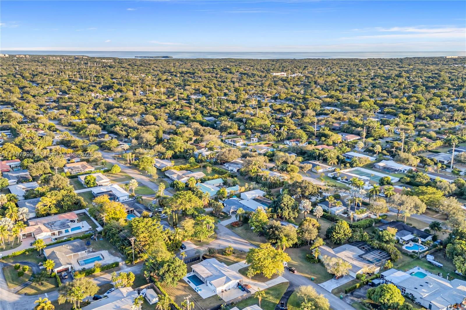 Real estate property located at 8501 142nd St, Miami-dade, Armstrong Sub, Palmetto Bay, FL