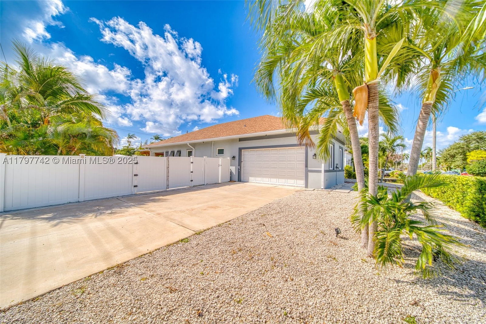 Real estate property located at 207 11th St, Broward, North Hollywood, Dania Beach, FL