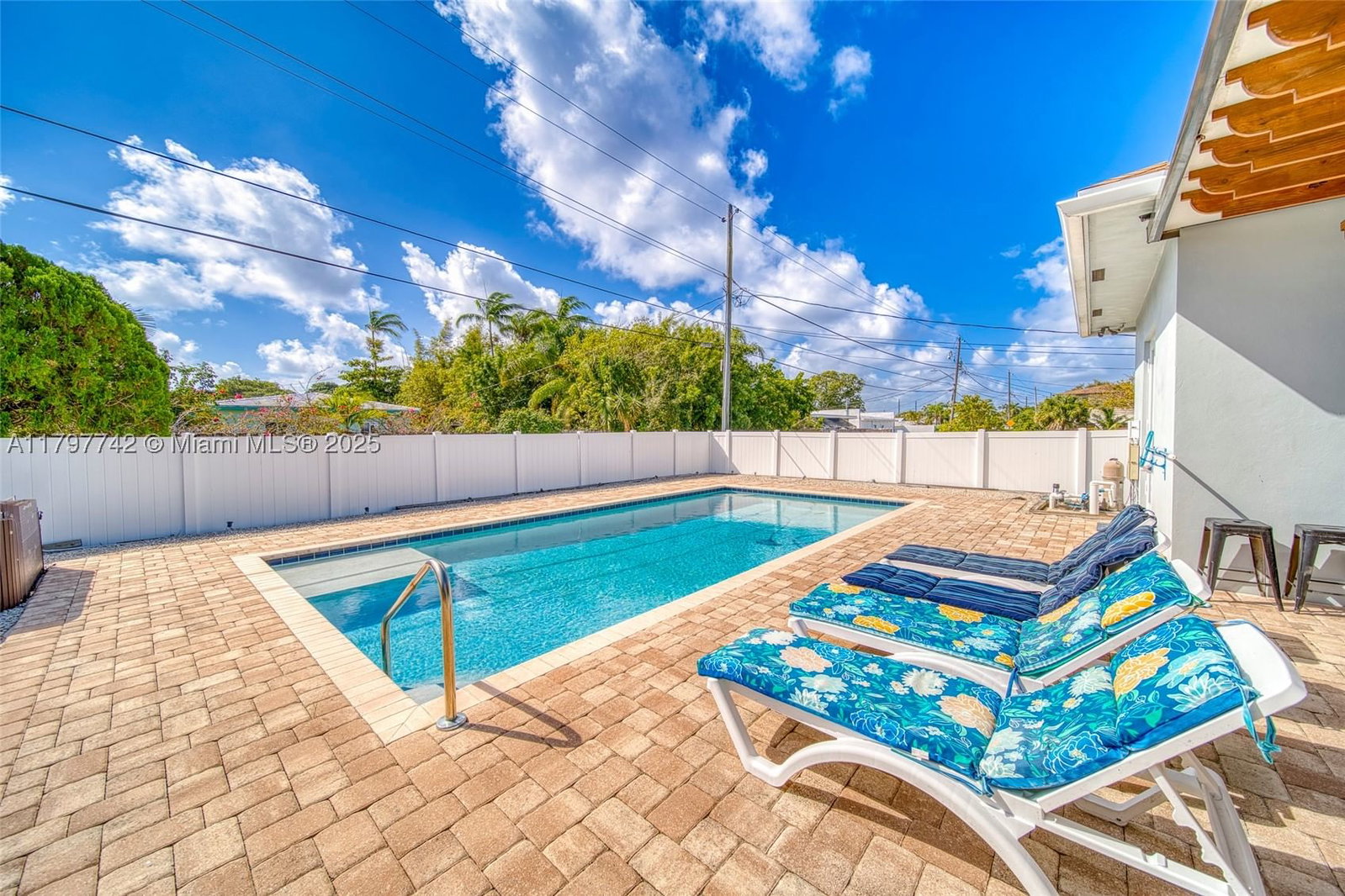 Real estate property located at 207 11th St, Broward, North Hollywood, Dania Beach, FL
