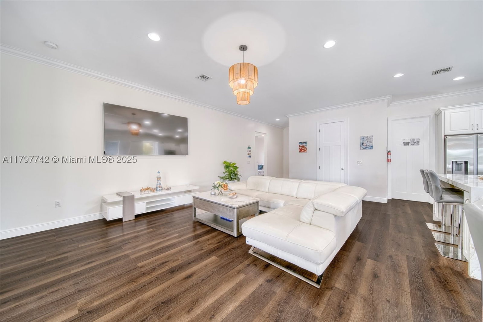 Real estate property located at 207 11th St, Broward, North Hollywood, Dania Beach, FL