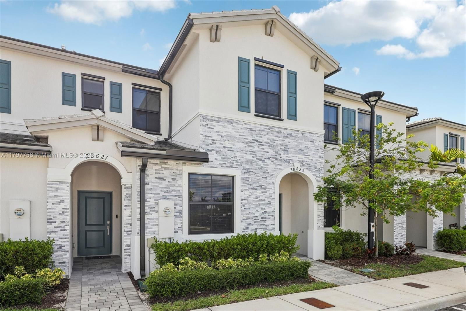 Real estate property located at 28625 132nd Ct, Miami-dade, Pine Isle, Homestead, FL