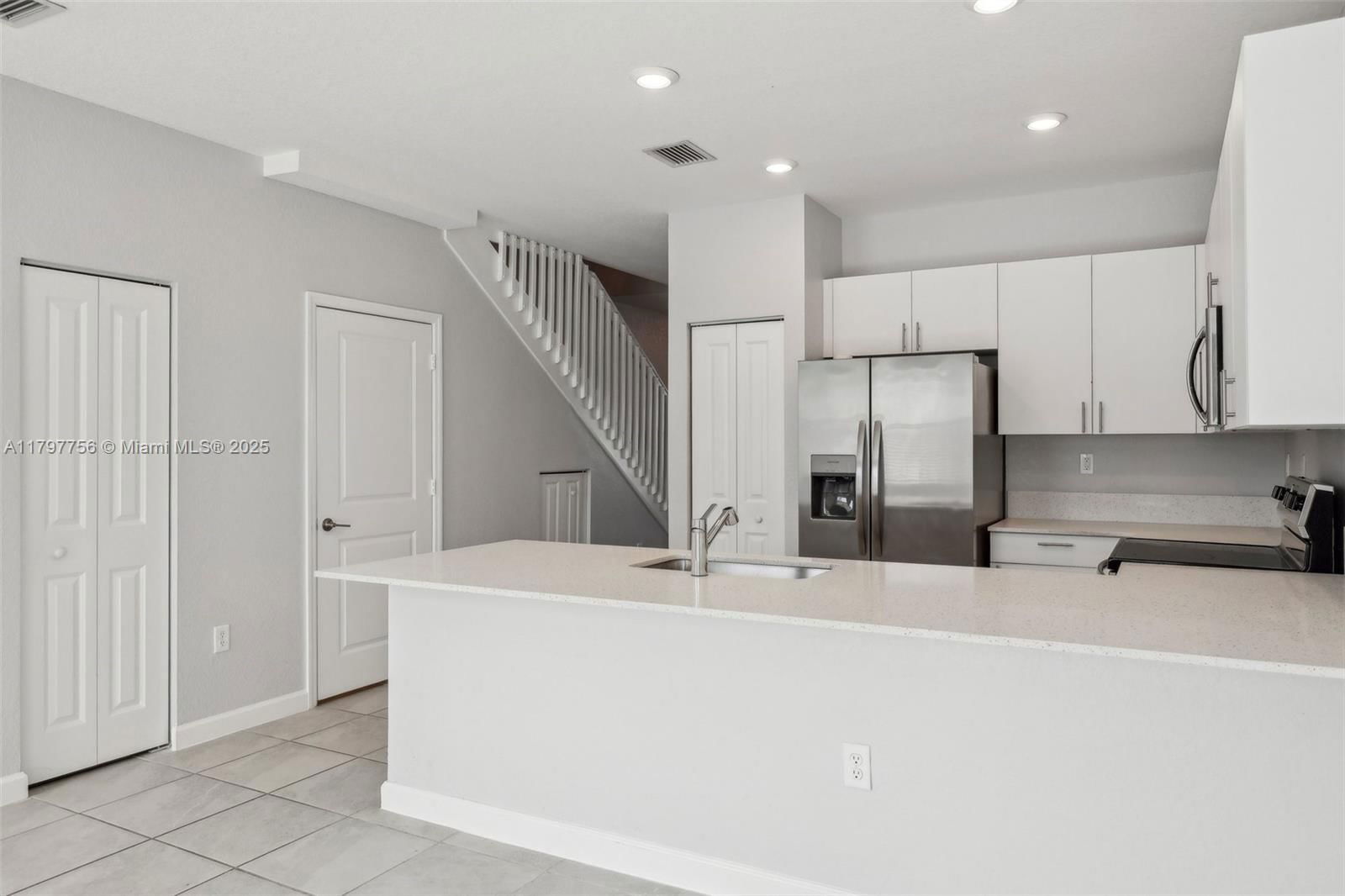 Real estate property located at 28625 132nd Ct, Miami-dade, Pine Isle, Homestead, FL