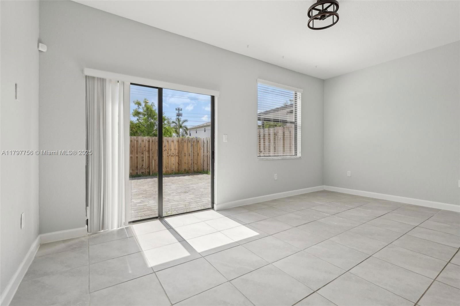 Real estate property located at 28625 132nd Ct, Miami-dade, Pine Isle, Homestead, FL