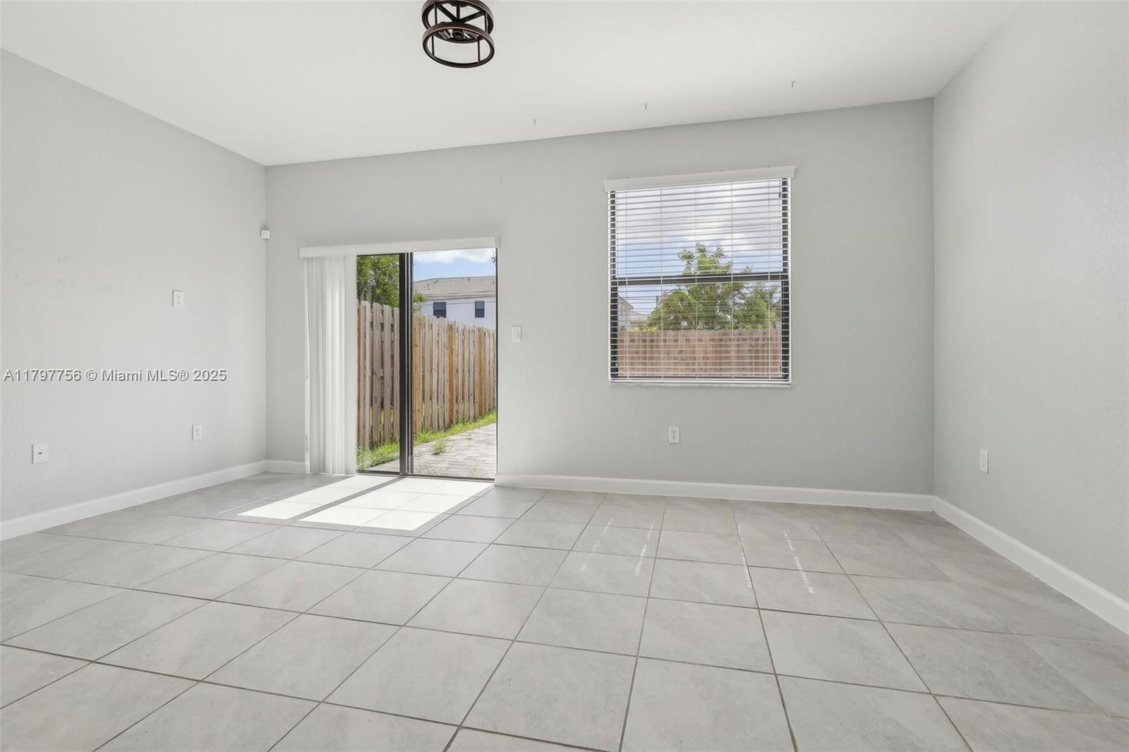 Real estate property located at 28625 132nd Ct, Miami-dade, Pine Isle, Homestead, FL
