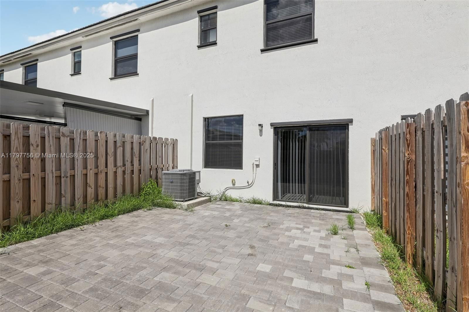 Real estate property located at 28625 132nd Ct, Miami-dade, Pine Isle, Homestead, FL
