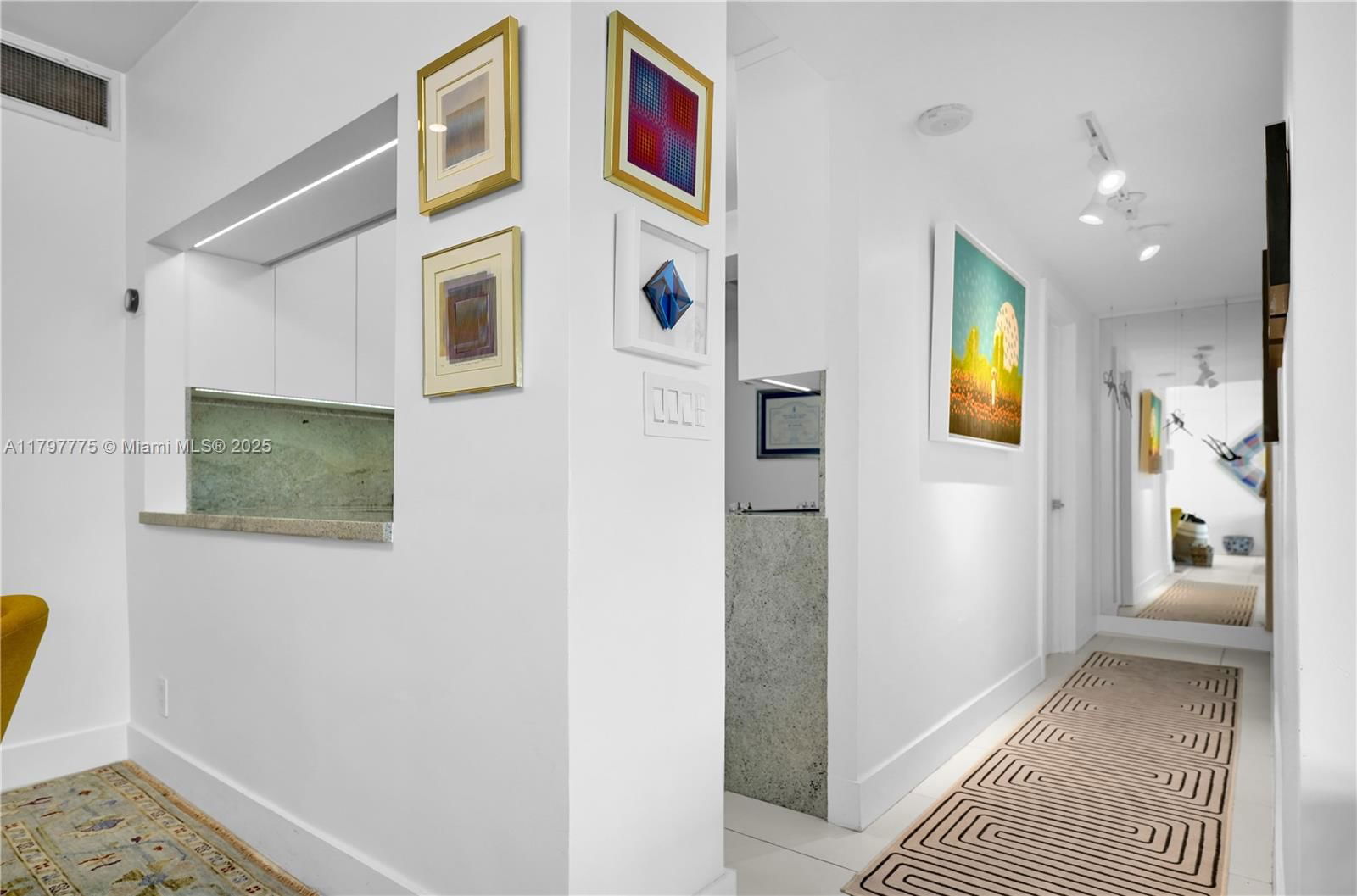 Real estate property located at 2451 Brickell Ave #4L, Miami-dade, Brickell Townhouse Condo, Miami, FL