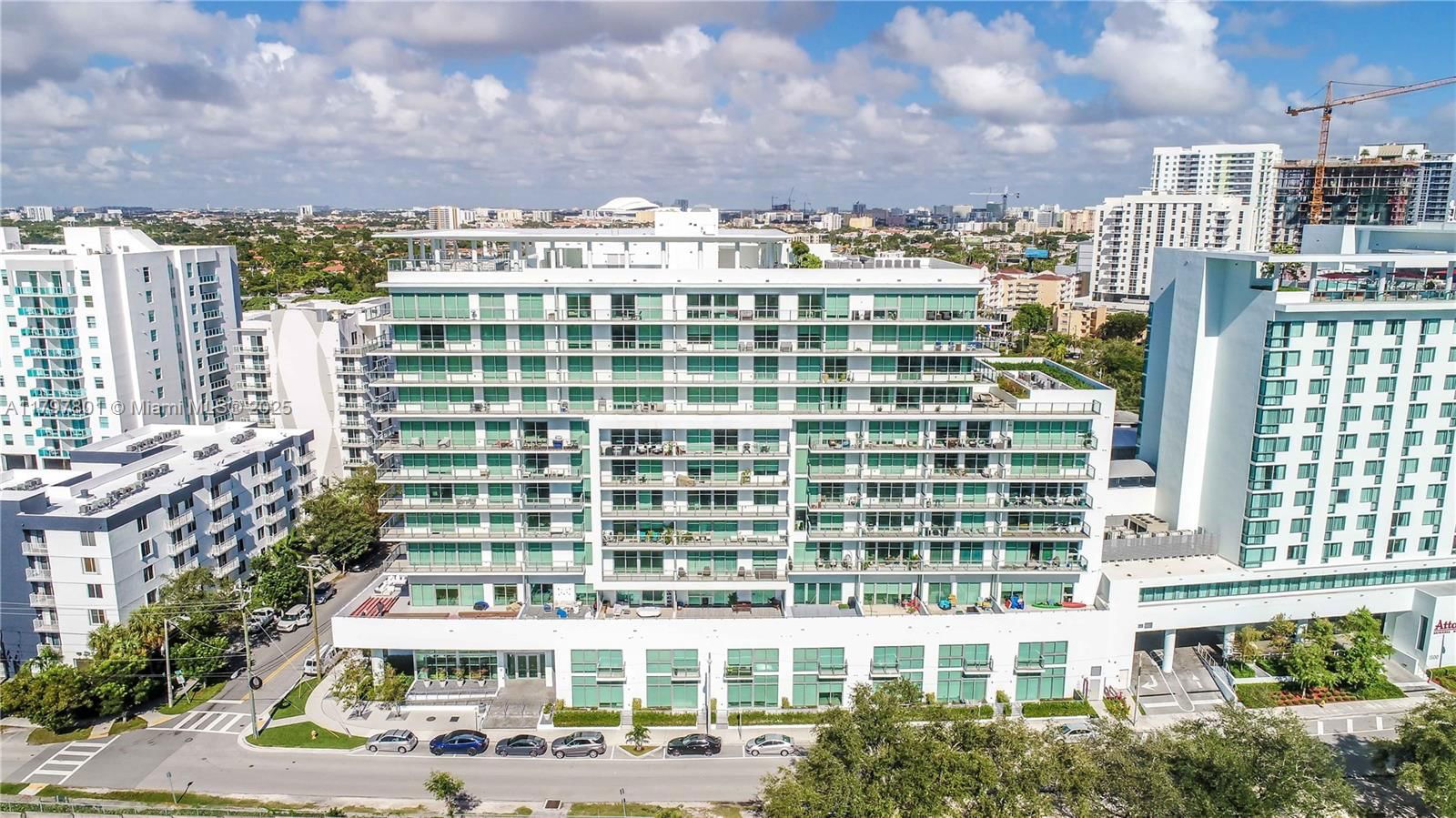 Real estate property located at 1600 1st Ave TH-07, Miami-dade, Le Parc At Brickell Condo, Miami, FL