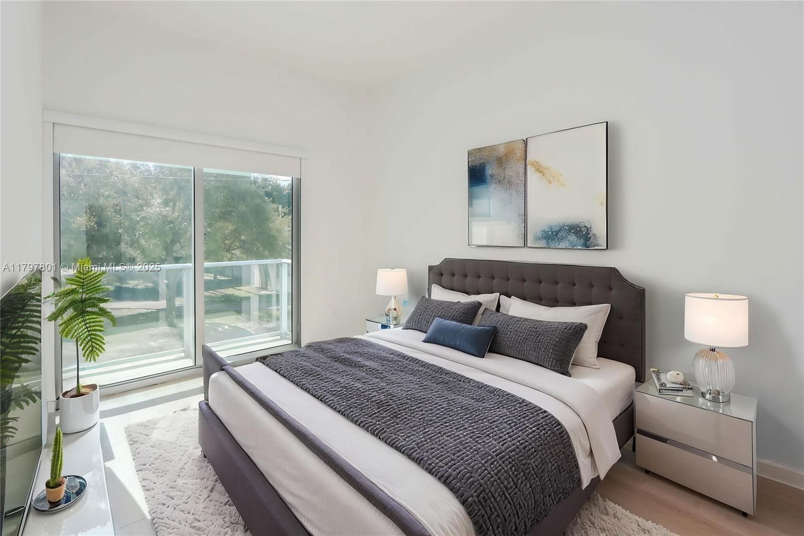 Real estate property located at 1600 1st Ave TH-07, Miami-dade, Le Parc At Brickell Condo, Miami, FL