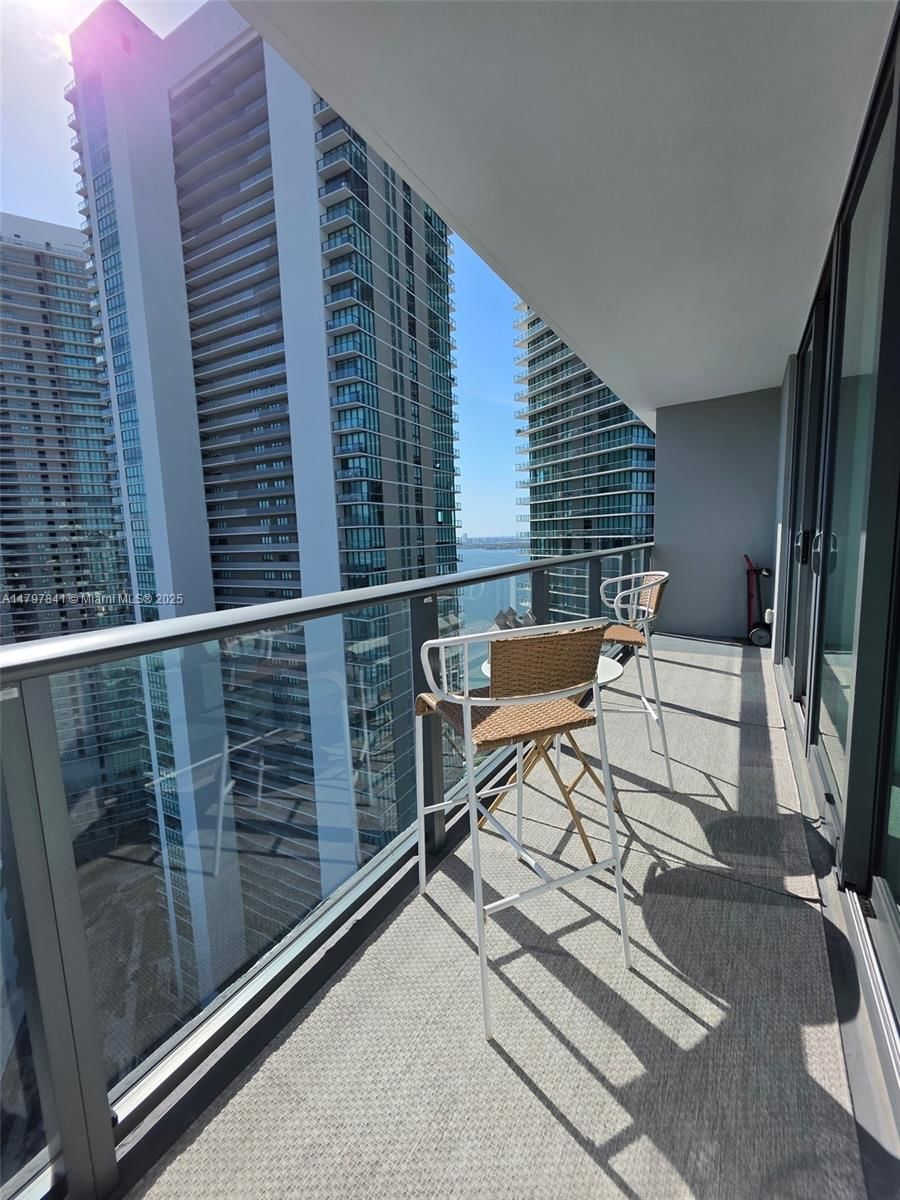Real estate property located at 501 31st St #2802, Miami-dade, Paraiso Bayviews Condo, Miami, FL