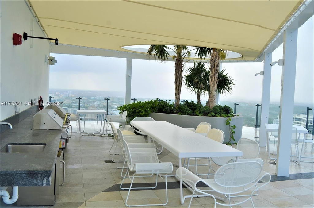 Real estate property located at 501 31st St #2802, Miami-dade, Paraiso Bayviews Condo, Miami, FL