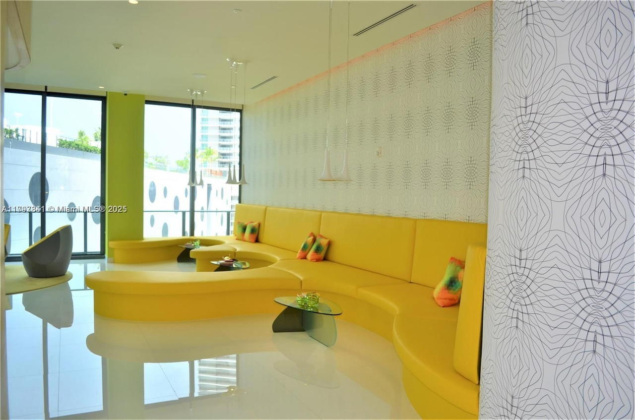 Real estate property located at 501 31st St #2802, Miami-dade, Paraiso Bayviews Condo, Miami, FL