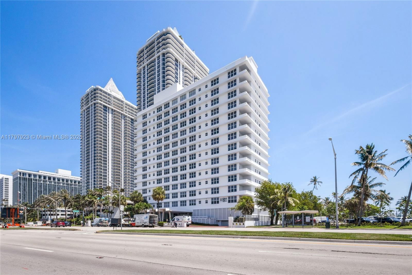 Real estate property located at 4747 Collins Ave PH04, Miami-dade, Mimosa Condo, Miami Beach, FL
