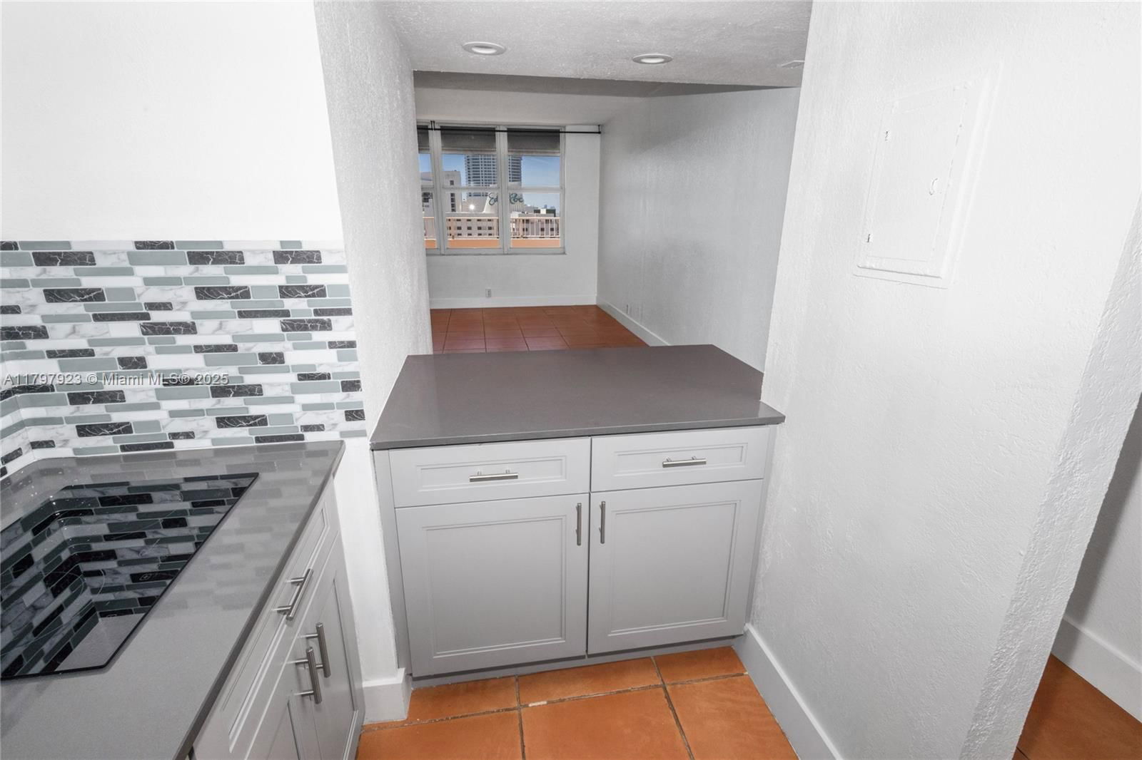 Real estate property located at 4747 Collins Ave PH04, Miami-dade, Mimosa Condo, Miami Beach, FL
