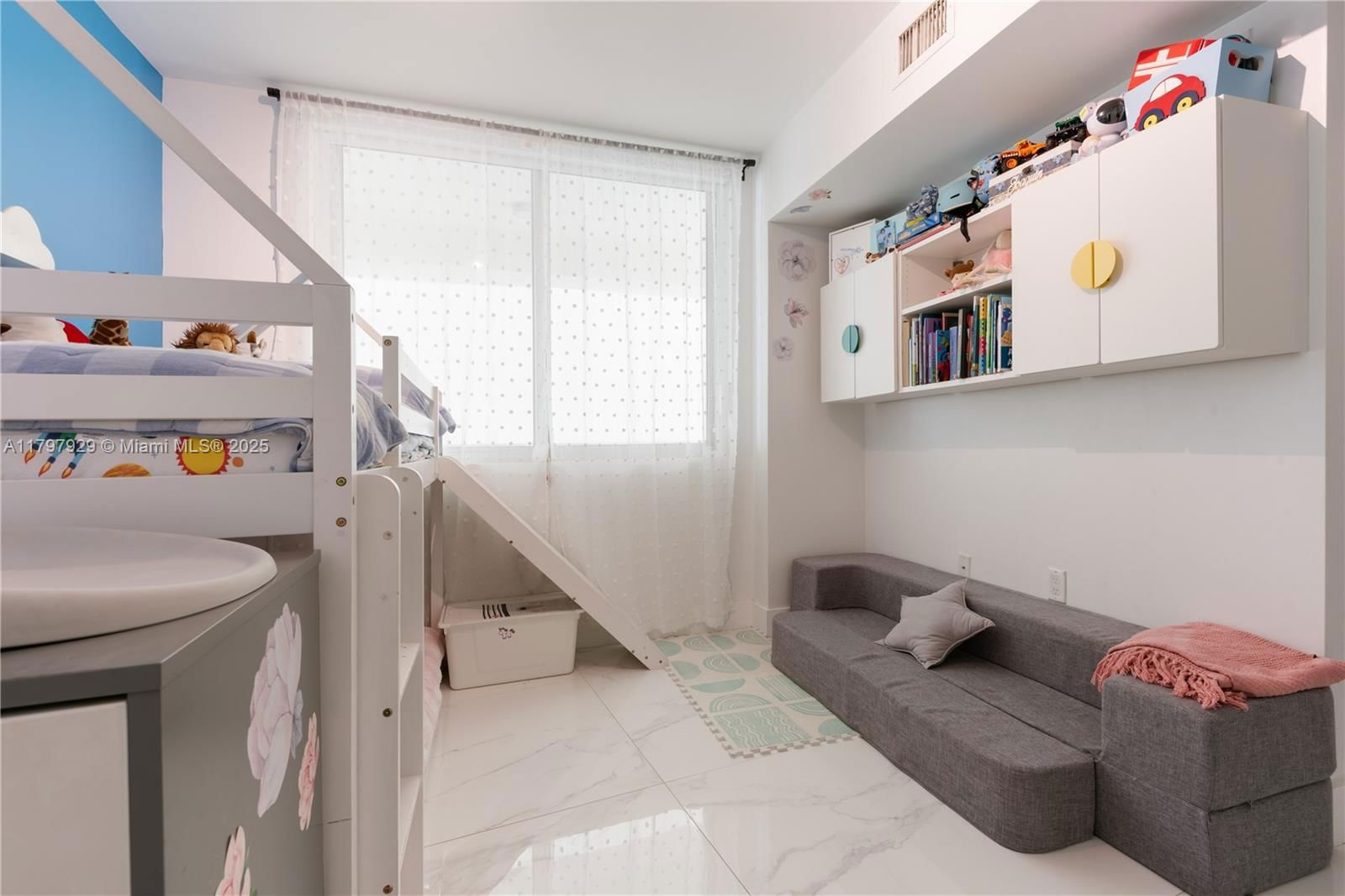 Real estate property located at 6620 Indian Creek Dr #408, Miami-dade, Amd Pl Of 2nd Ocean Front, Miami Beach, FL