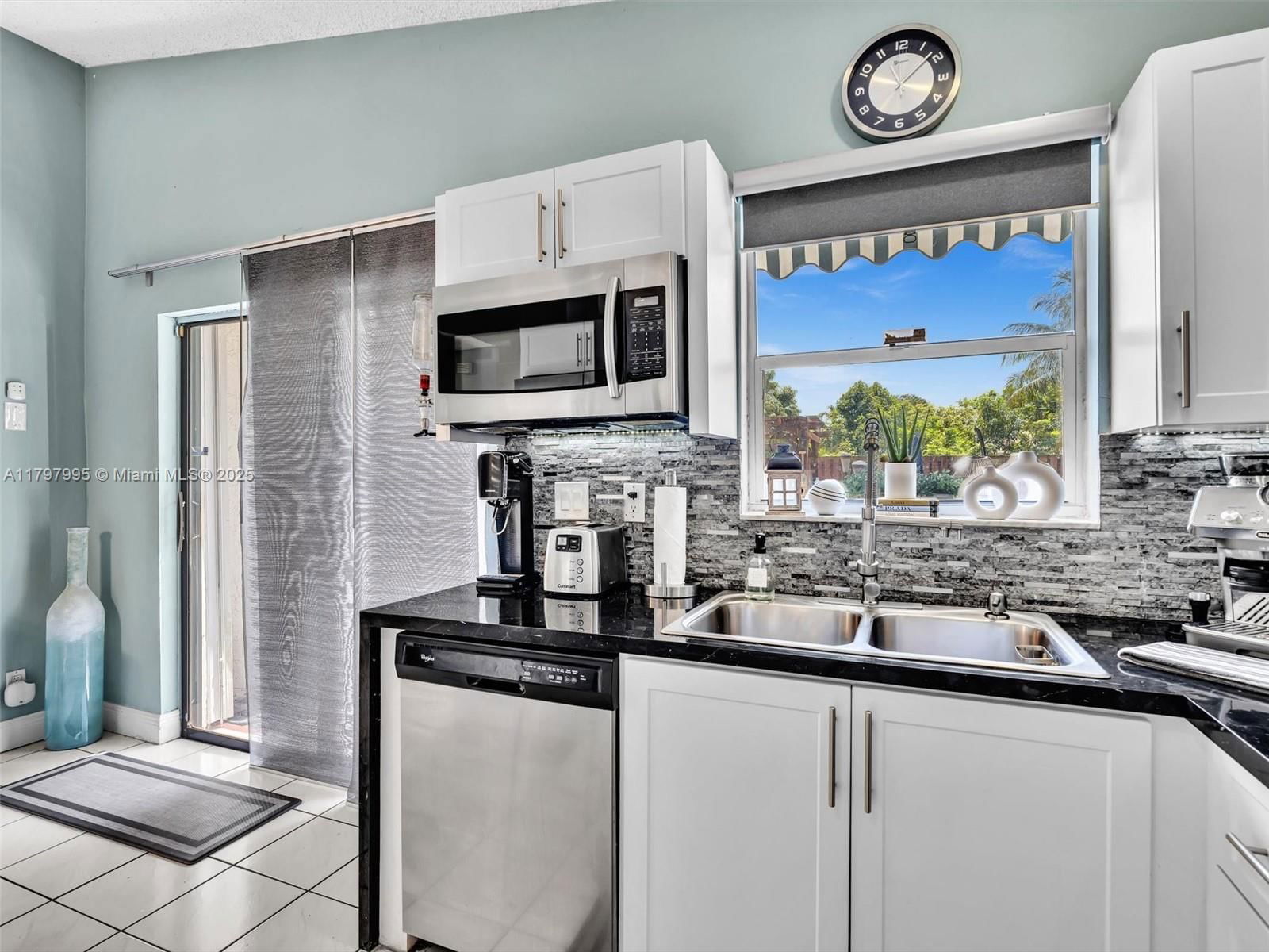 Real estate property located at 5206 99th Ave, Broward, Parkwood Homes Three, Sunrise, FL