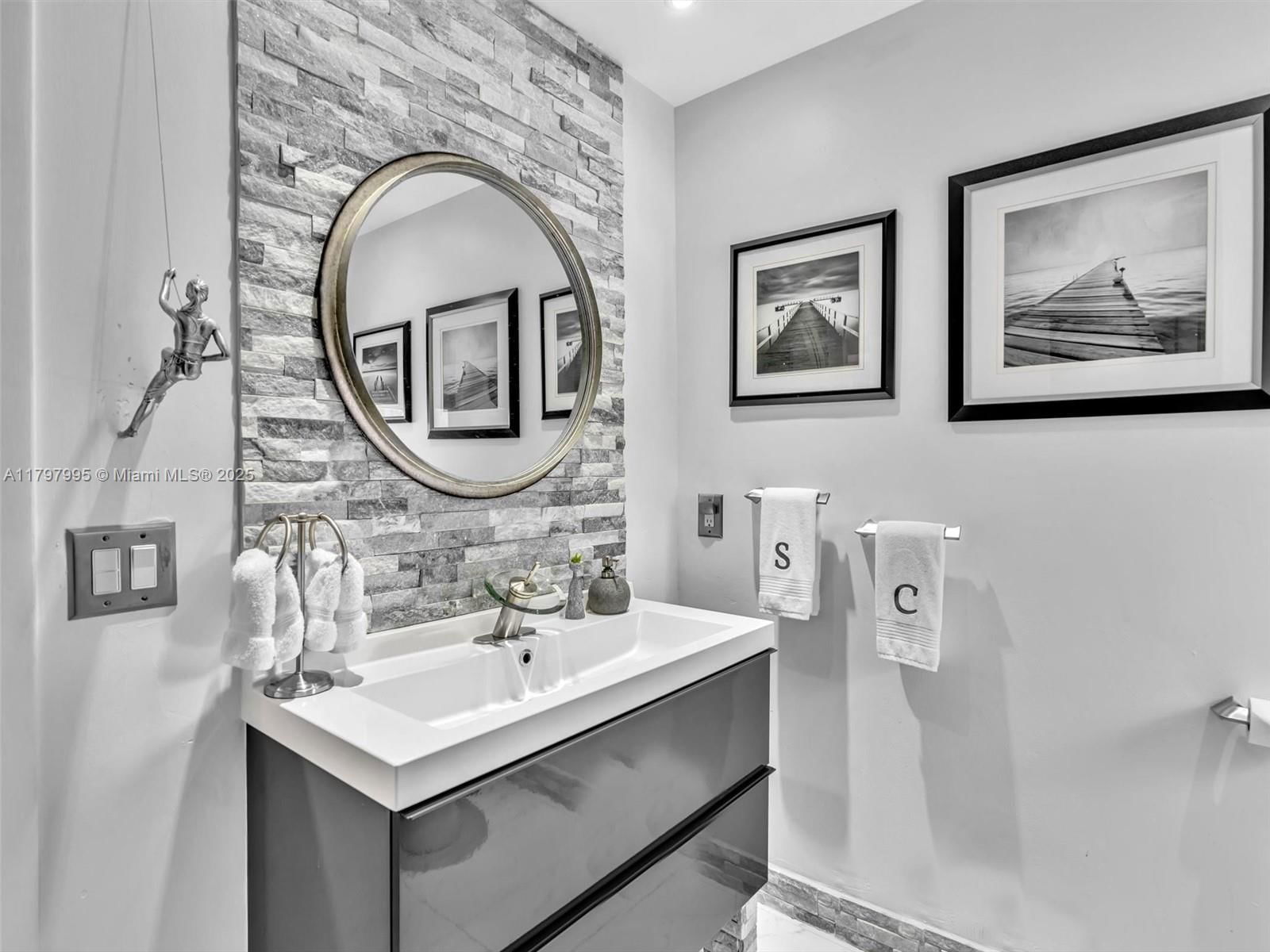 Real estate property located at 5206 99th Ave, Broward, Parkwood Homes Three, Sunrise, FL