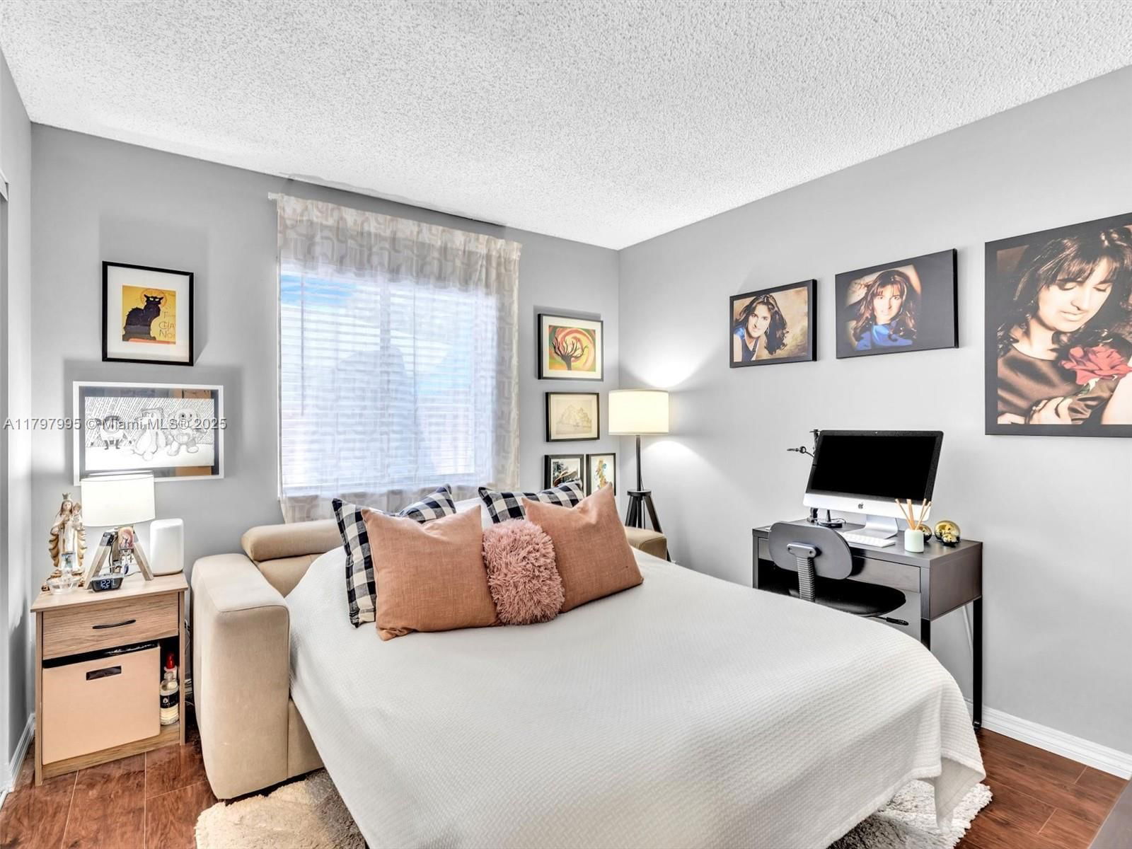 Real estate property located at 5206 99th Ave, Broward, Parkwood Homes Three, Sunrise, FL