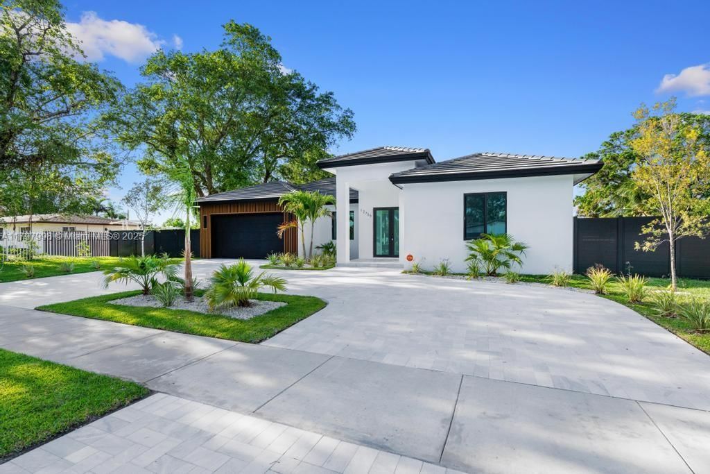 Real estate property located at 12755 193rd Ter, Miami-dade, Tropico Ests, Miami, FL