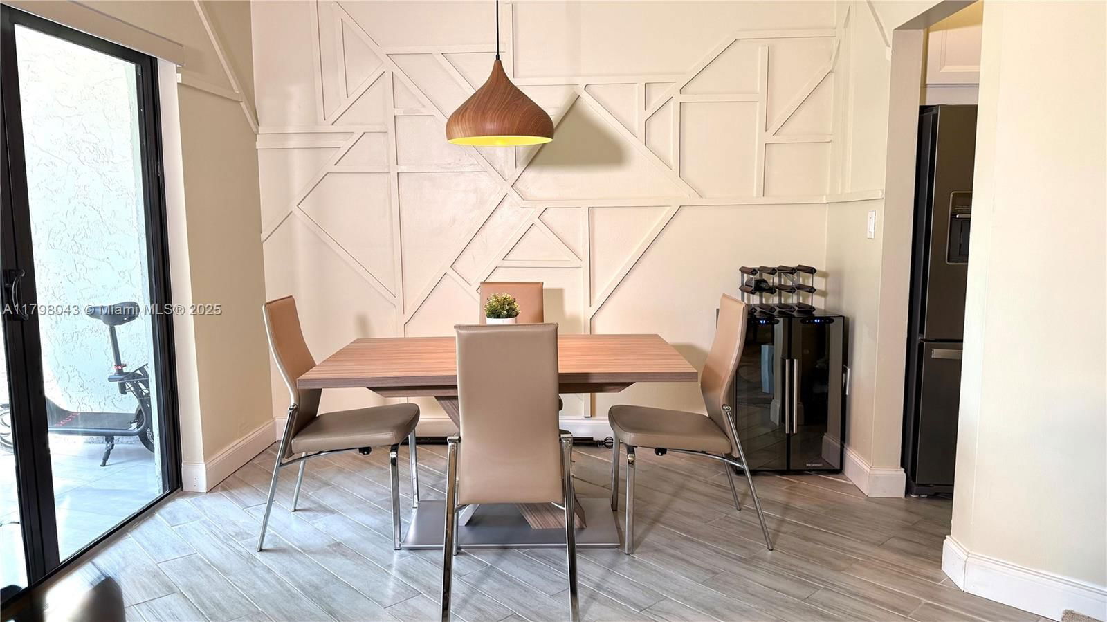 Real estate property located at 6755 Broward Blvd #302, Broward, Plantation Club A Condo, Plantation, FL