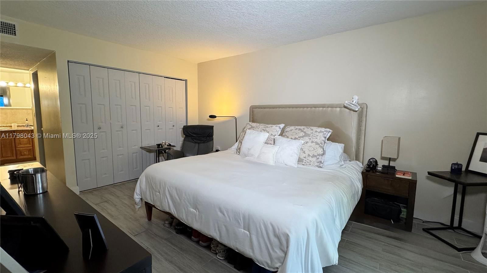 Real estate property located at 6755 Broward Blvd #302, Broward, Plantation Club A Condo, Plantation, FL