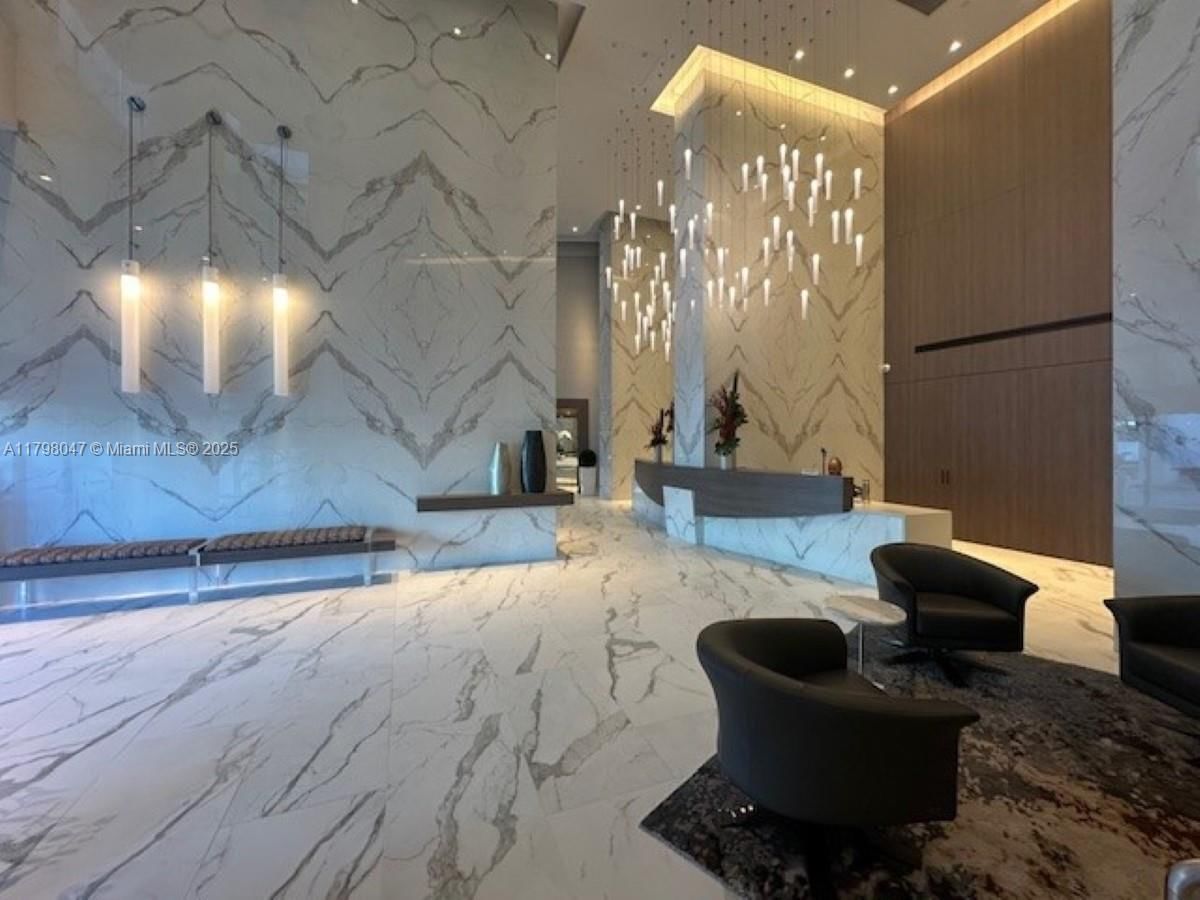 Real estate property located at 3535 Ocean Dr #1104, Broward, Diplomat Oceanfront Resid, Hollywood, FL
