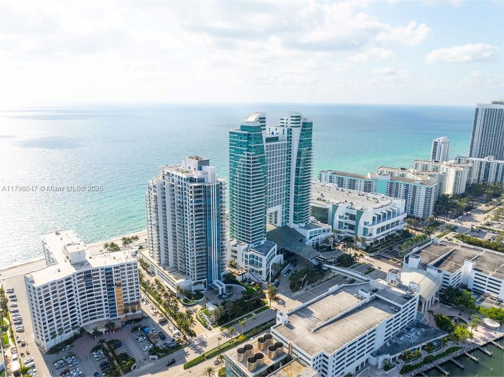 Real estate property located at 3535 Ocean Dr #1104, Broward, Diplomat Oceanfront Resid, Hollywood, FL