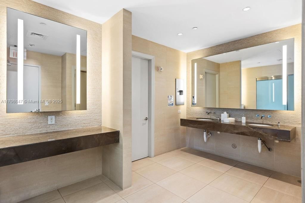 Real estate property located at 3535 Ocean Dr #1104, Broward, Diplomat Oceanfront Resid, Hollywood, FL