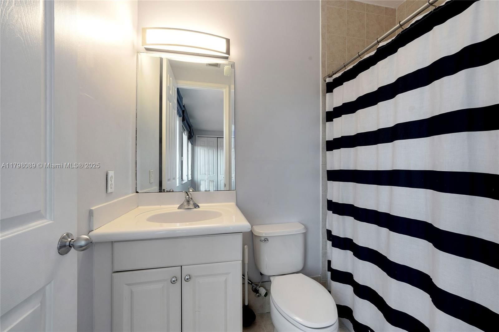 Real estate property located at 7567 189th St, Miami-dade, Cutler Cay, Cutler Bay, FL