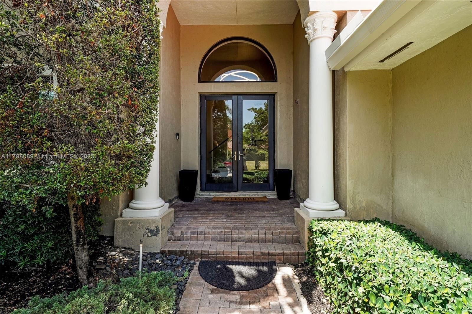 Real estate property located at 7567 189th St, Miami-dade, Cutler Cay, Cutler Bay, FL