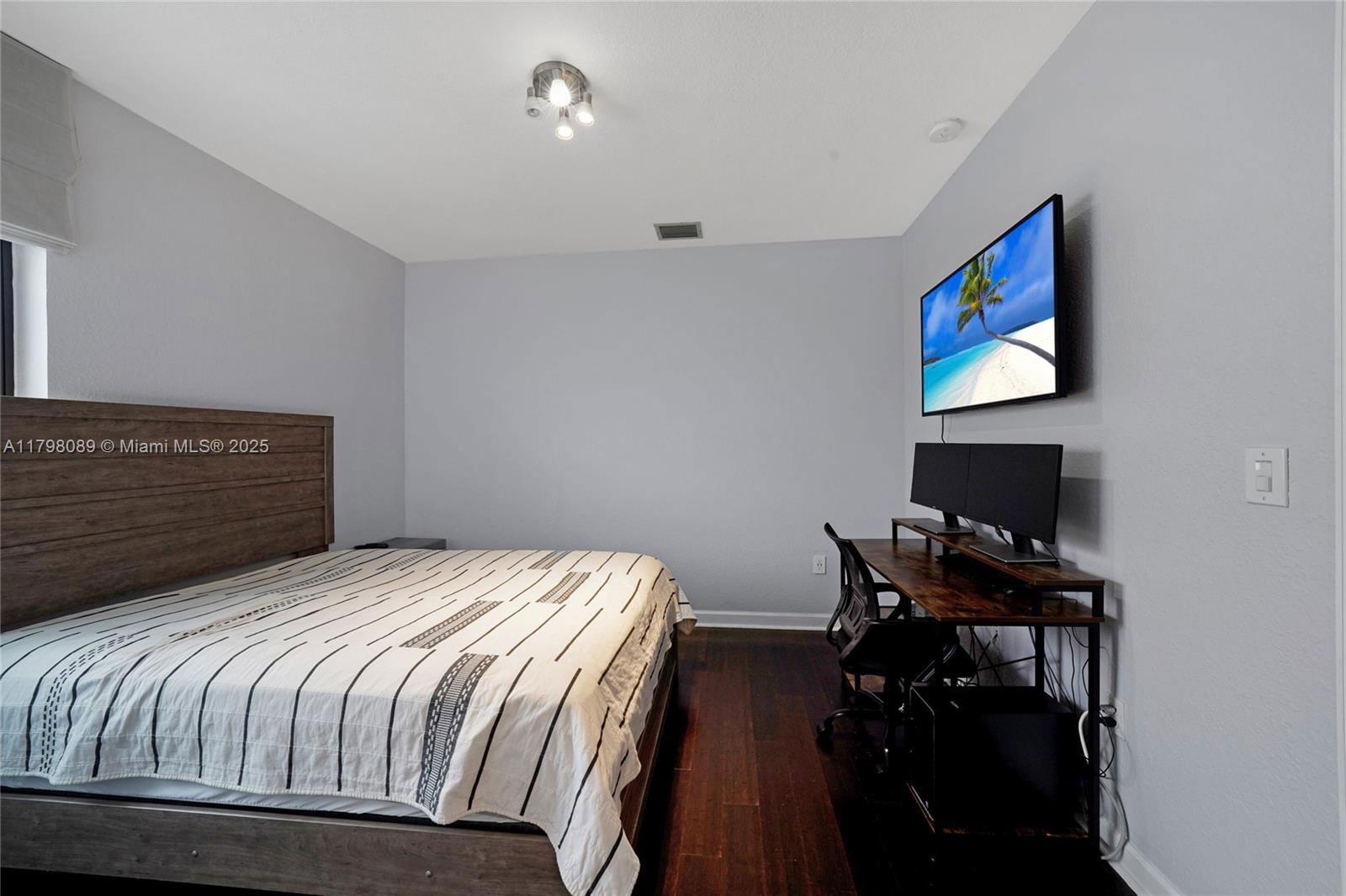 Real estate property located at 7567 189th St, Miami-dade, Cutler Cay, Cutler Bay, FL