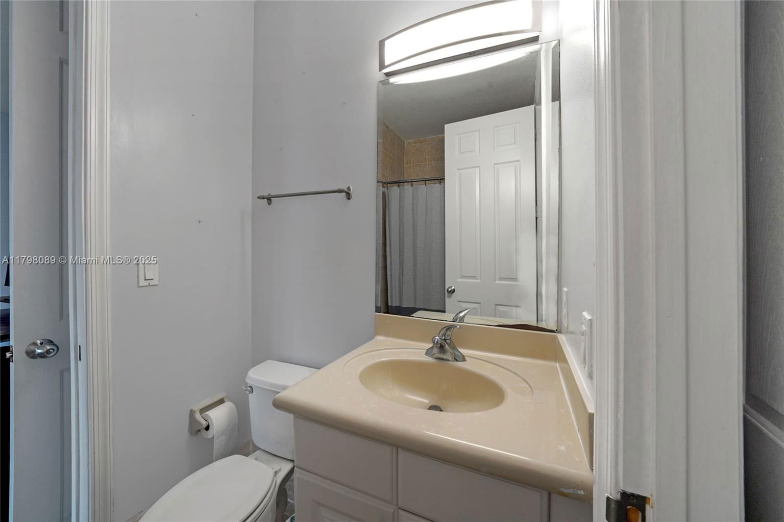 Real estate property located at 7567 189th St, Miami-dade, Cutler Cay, Cutler Bay, FL